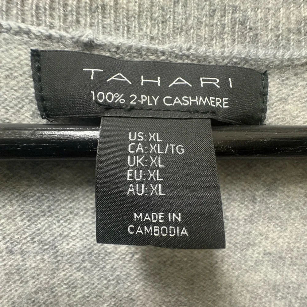 Tahari Light Gray cashmere like new V-Neck split tail Sweater XL - Picture 2 of 4